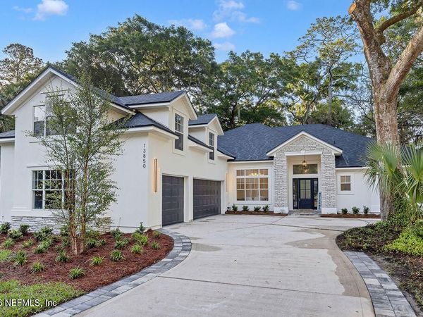 13850 WINDSOR CROWN Court E, Jacksonville, FL 32225