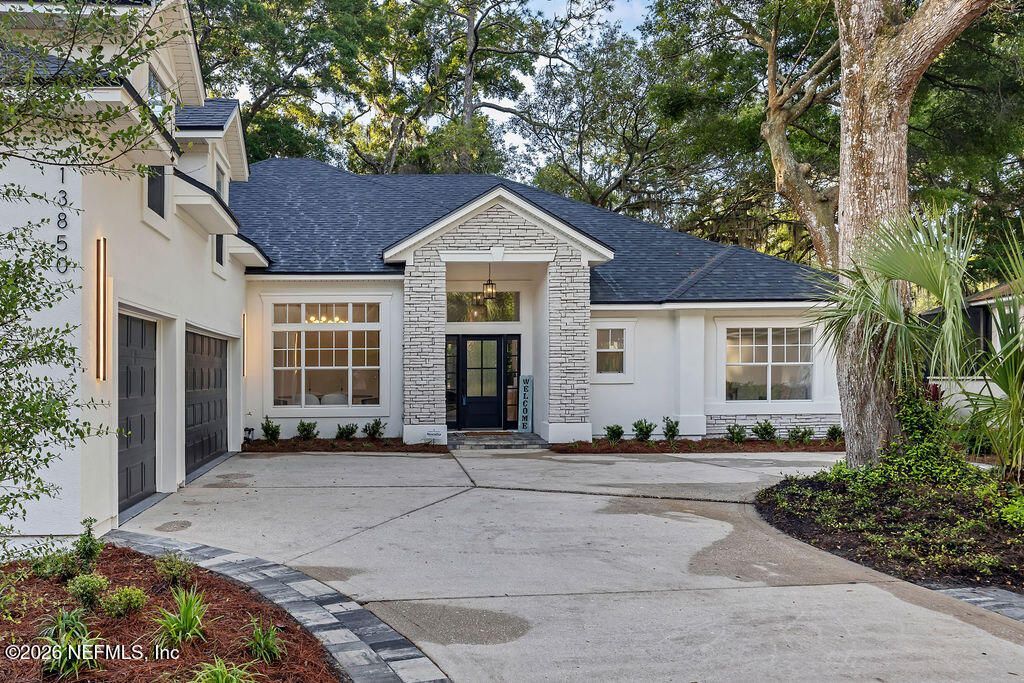 13850 Windsor Crown Court E, Jacksonville, FL 32225 Photo