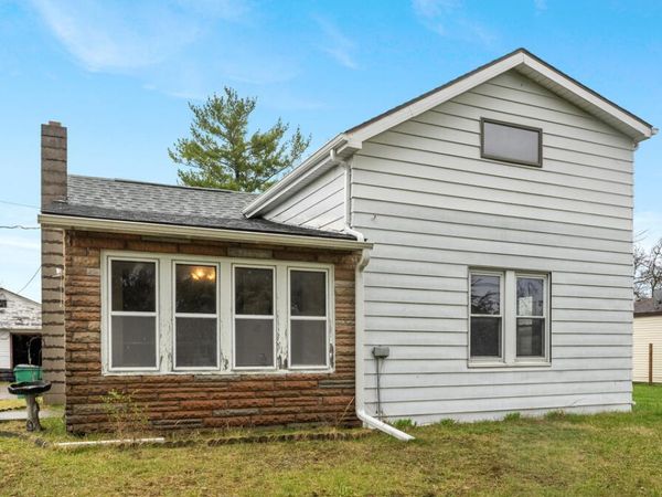 4805 3 Mile Road, Bay City, MI 48706