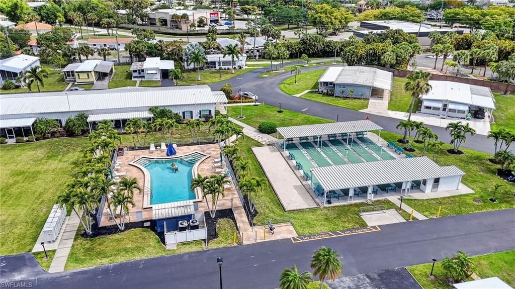 77 Enchanting Blvd, Unit E77, Naples, FL 34112 Photo