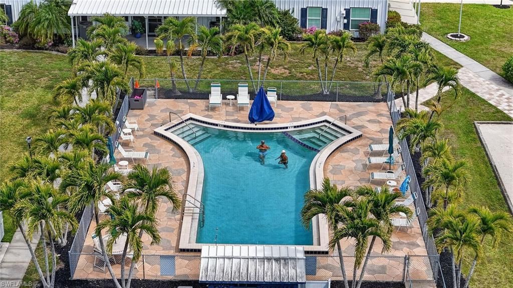77 Enchanting Blvd, Unit E77, Naples, FL 34112 Photo