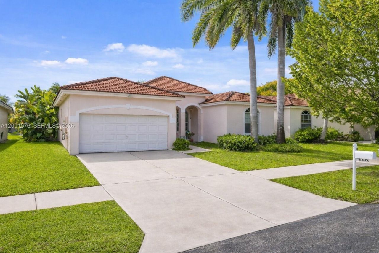690 SE 30th Dr, Homestead, FL 33033 Photo