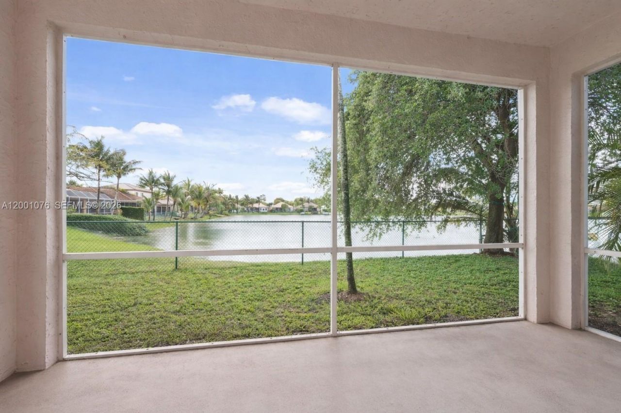 690 SE 30th Dr, Homestead, FL 33033 Photo