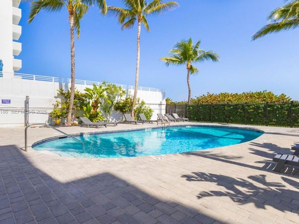 335 Ocean Dr , Unit 120, Miami Beach, FL 33139