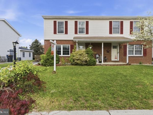 18 E LAKEVIEW DRIVE, LITTLESTOWN, PA 17340