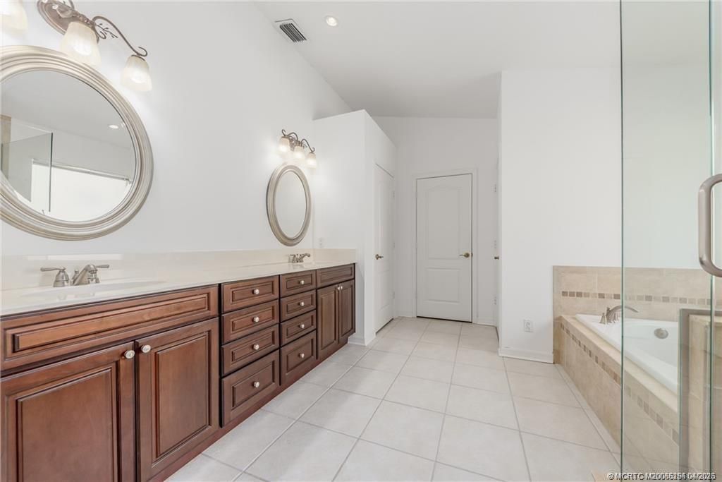 376 Canna Way Nw, Jensen Beach, FL 34957 Photo