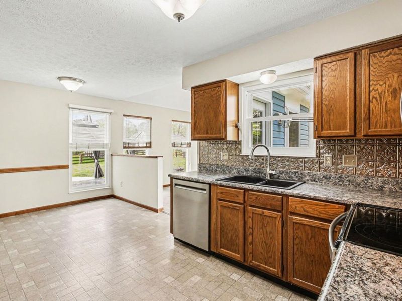 1217 Ben Avon, Batavia, OH 45103 Photo 9