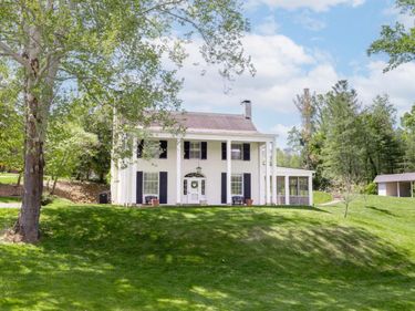 1079 Rivermont Terrace, Lynchburg, VA 24503