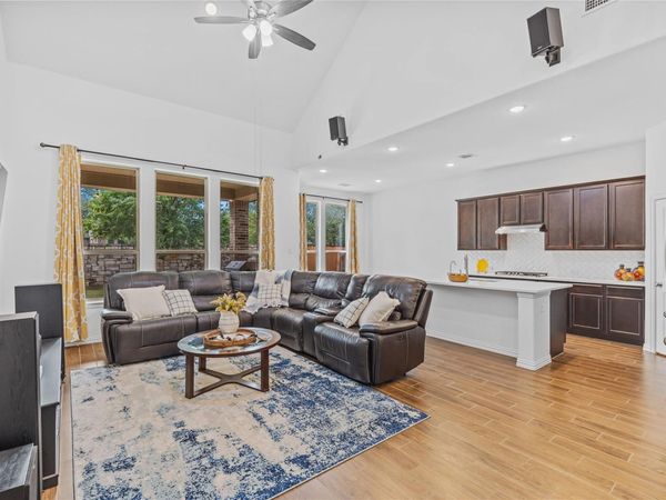 4132 Presidio LN, Round Rock, TX 78681
