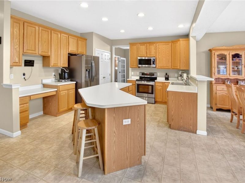 136 Stonesthrow Drive, Berea, OH 44017 Photo 10