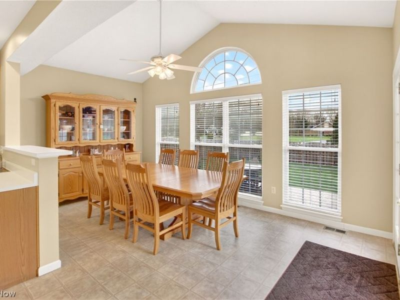 136 Stonesthrow Drive, Berea, OH 44017 Photo 12