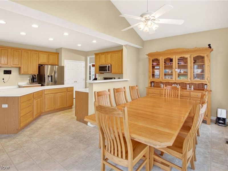 136 Stonesthrow Drive, Berea, OH 44017 Photo 13