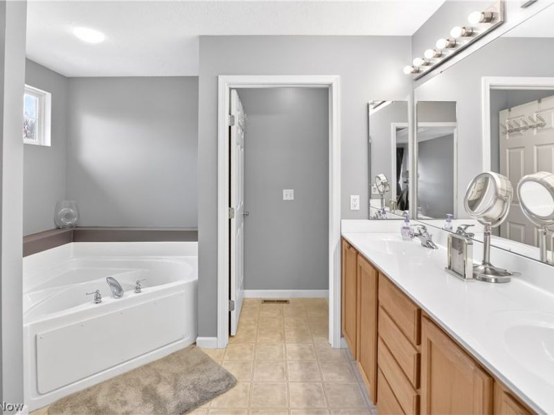 136 Stonesthrow Drive, Berea, OH 44017 Photo 28