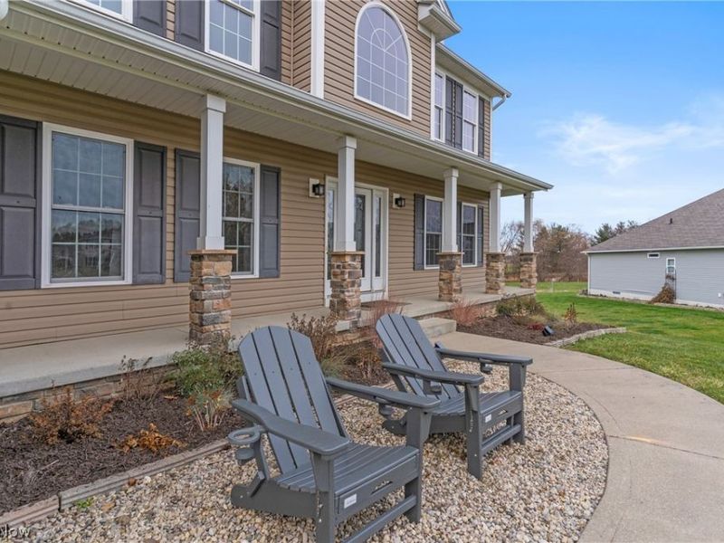 6347 Livia Lane, Medina, OH 44256 Photo 2