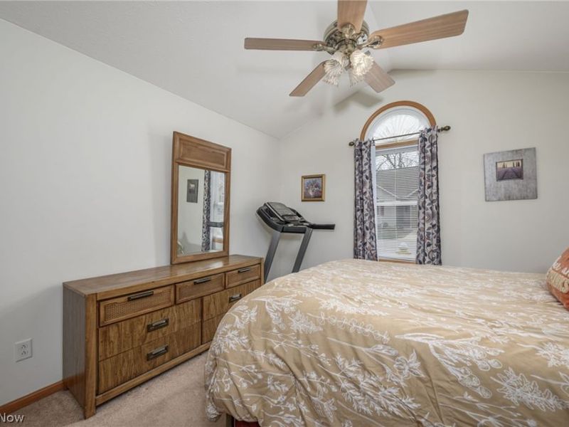 1432 Waters Edge Drive, Akron, OH 44313 Photo 15