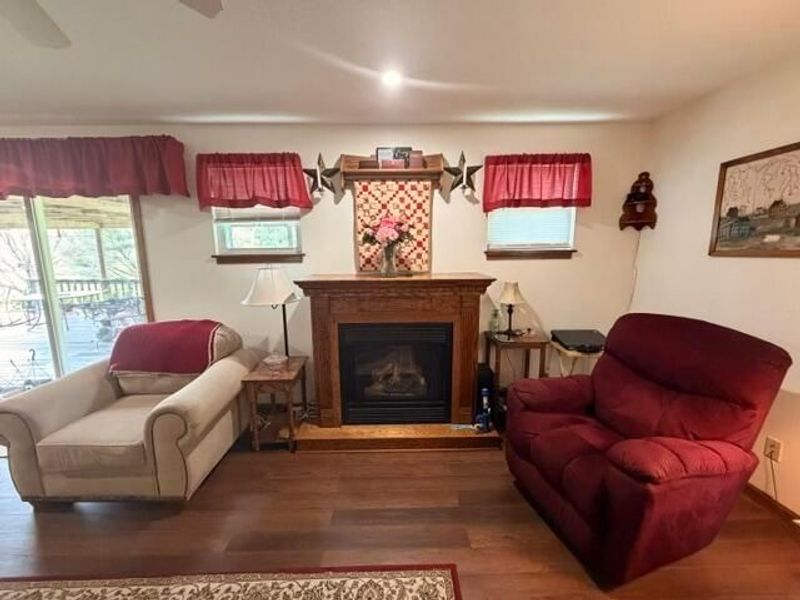4630 Chestnut Hills Road NE, Newark, OH 43055 Photo 7