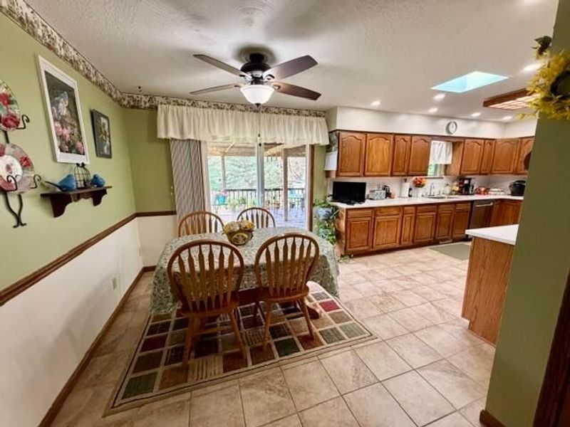 4630 Chestnut Hills Road NE, Newark, OH 43055 Photo 9