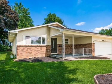 1914 Walden Drive , Columbus, OH 43229