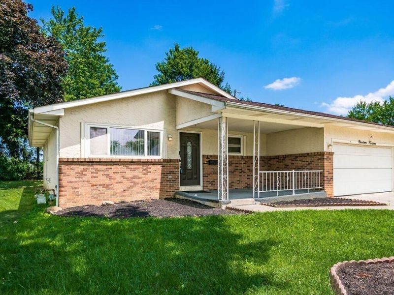 1914 Walden Drive , Columbus, OH 43229 Photo 1