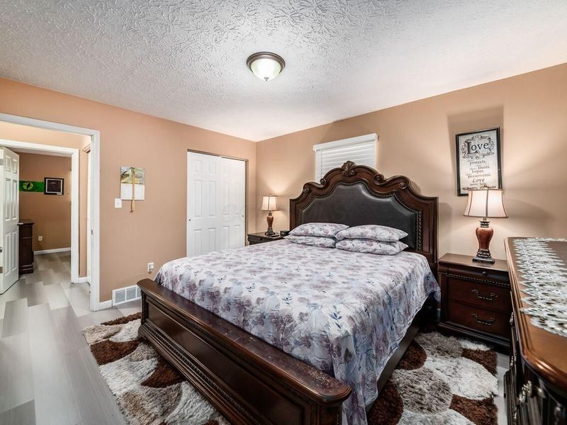 1914 Walden Drive , Columbus, OH 43229 Photo 19