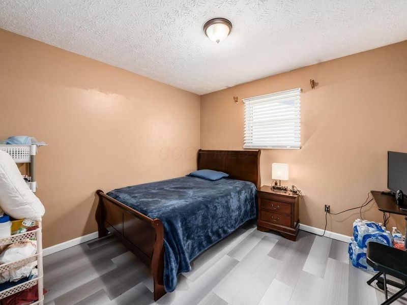 1914 Walden Drive , Columbus, OH 43229 Photo 24