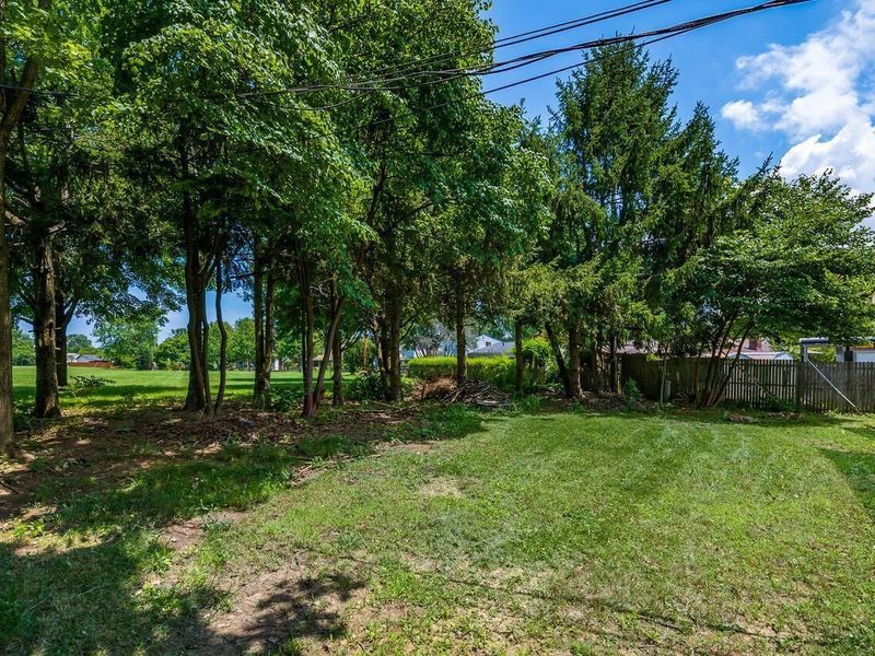 1914 Walden Drive , Columbus, OH 43229 Photo 29