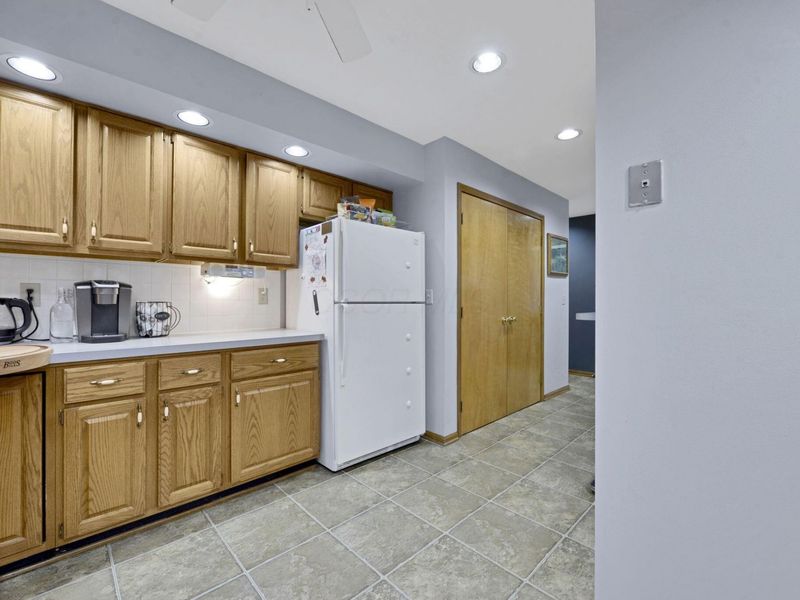 4953 Blendon Pond Drive, Westerville, OH 43081 Photo 16