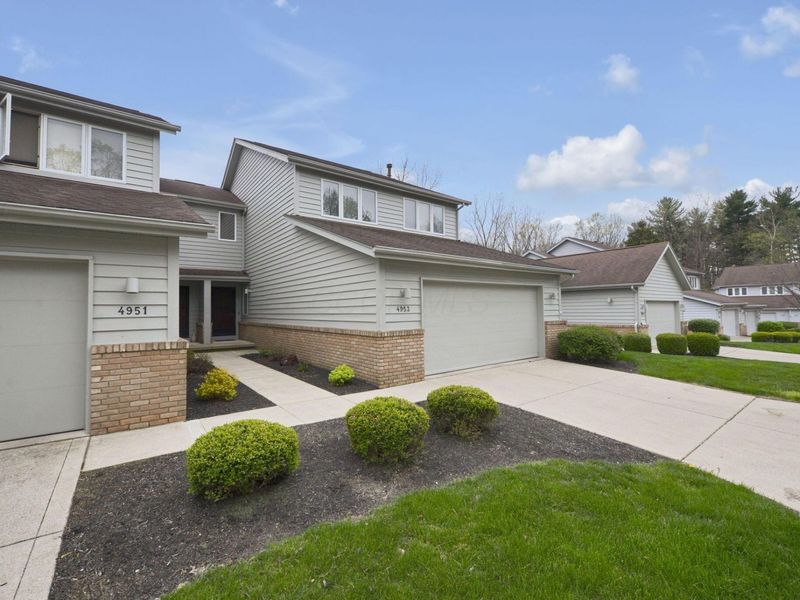 4953 Blendon Pond Drive, Westerville, OH 43081 Photo 3