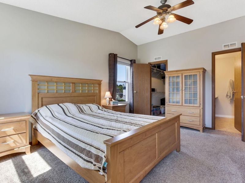 5876 Waterview Drive , Hilliard, OH 43026 Photo 11