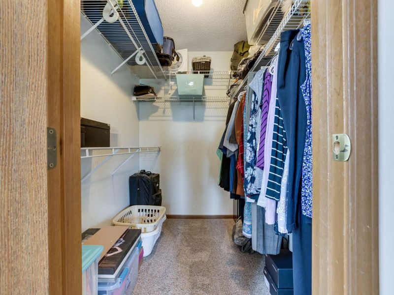 5876 Waterview Drive , Hilliard, OH 43026 Photo 13