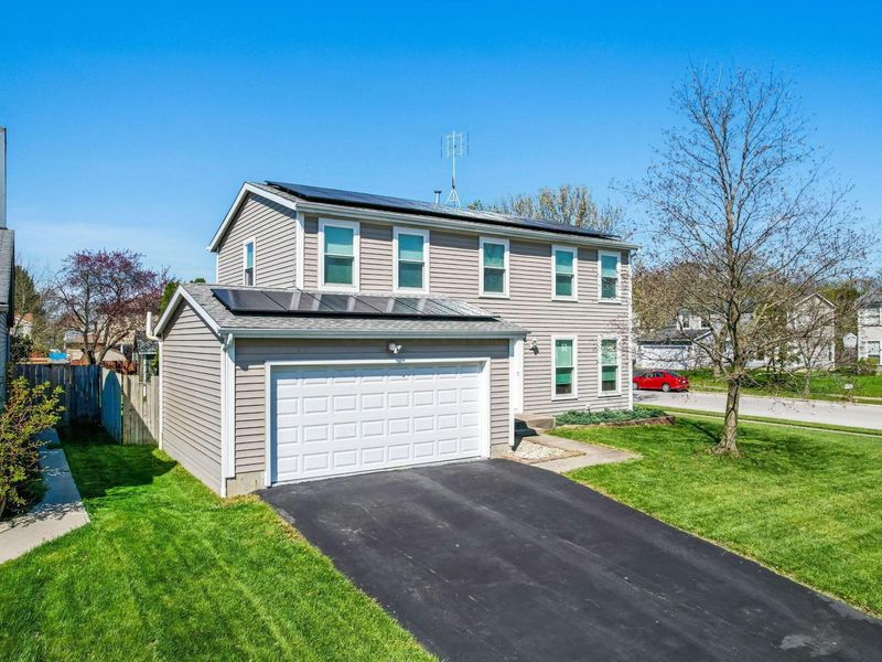 5876 Waterview Drive , Hilliard, OH 43026 Photo 2