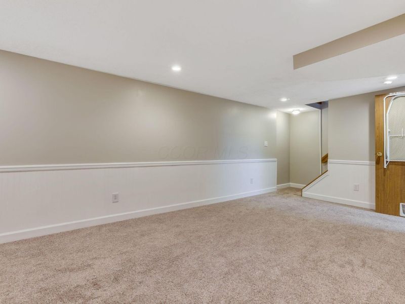 5876 Waterview Drive , Hilliard, OH 43026 Photo 21