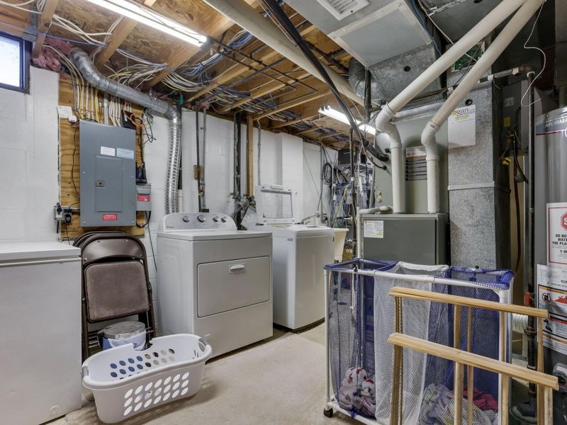 5876 Waterview Drive , Hilliard, OH 43026 Photo 22