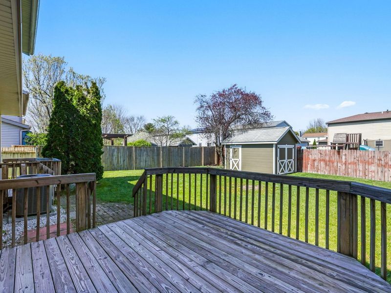 5876 Waterview Drive , Hilliard, OH 43026 Photo 23