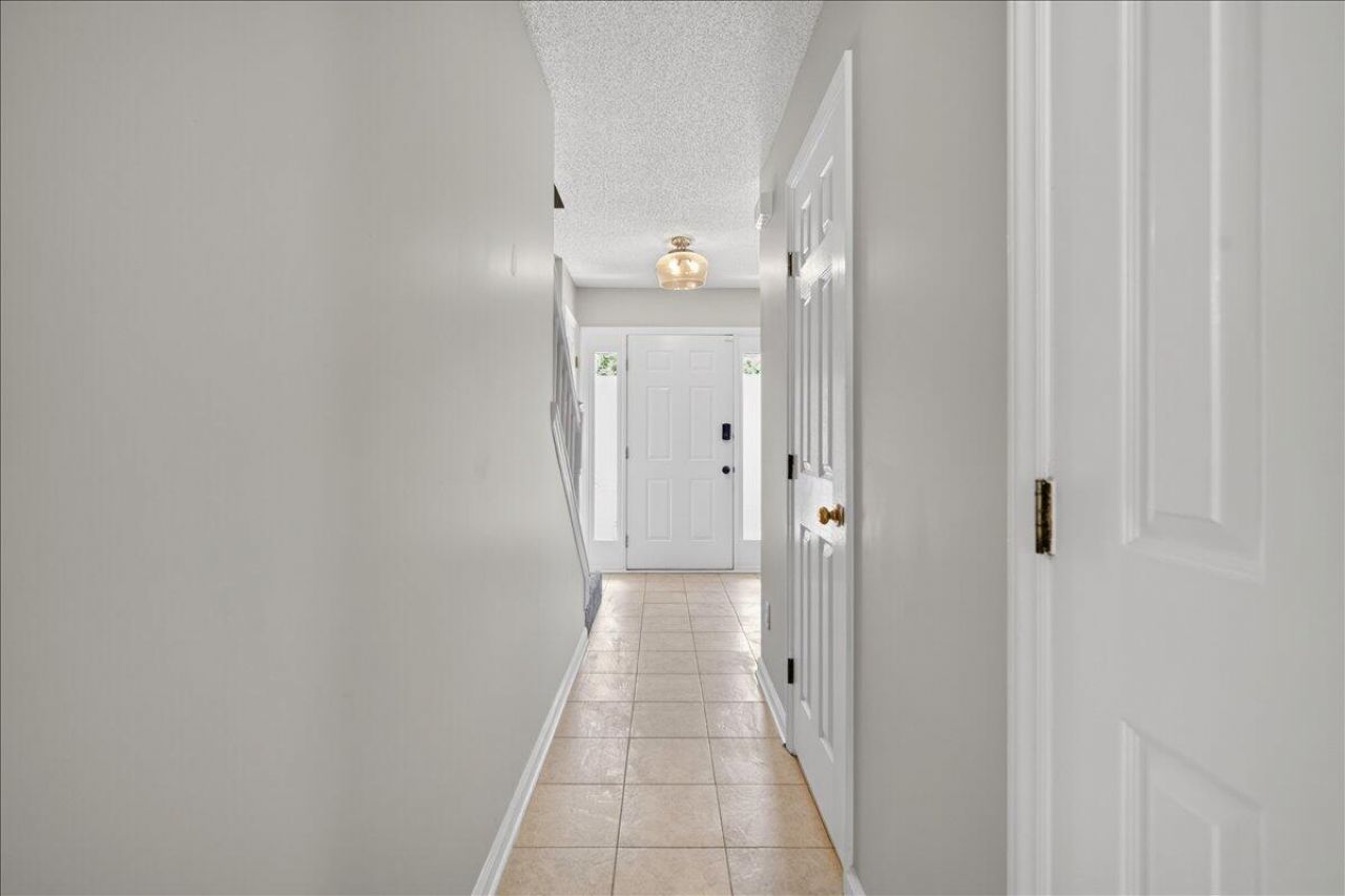 8467 Walsham Street Photo 59