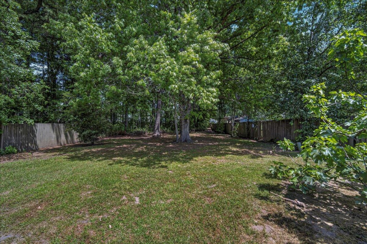 8467 Walsham Street Photo 64