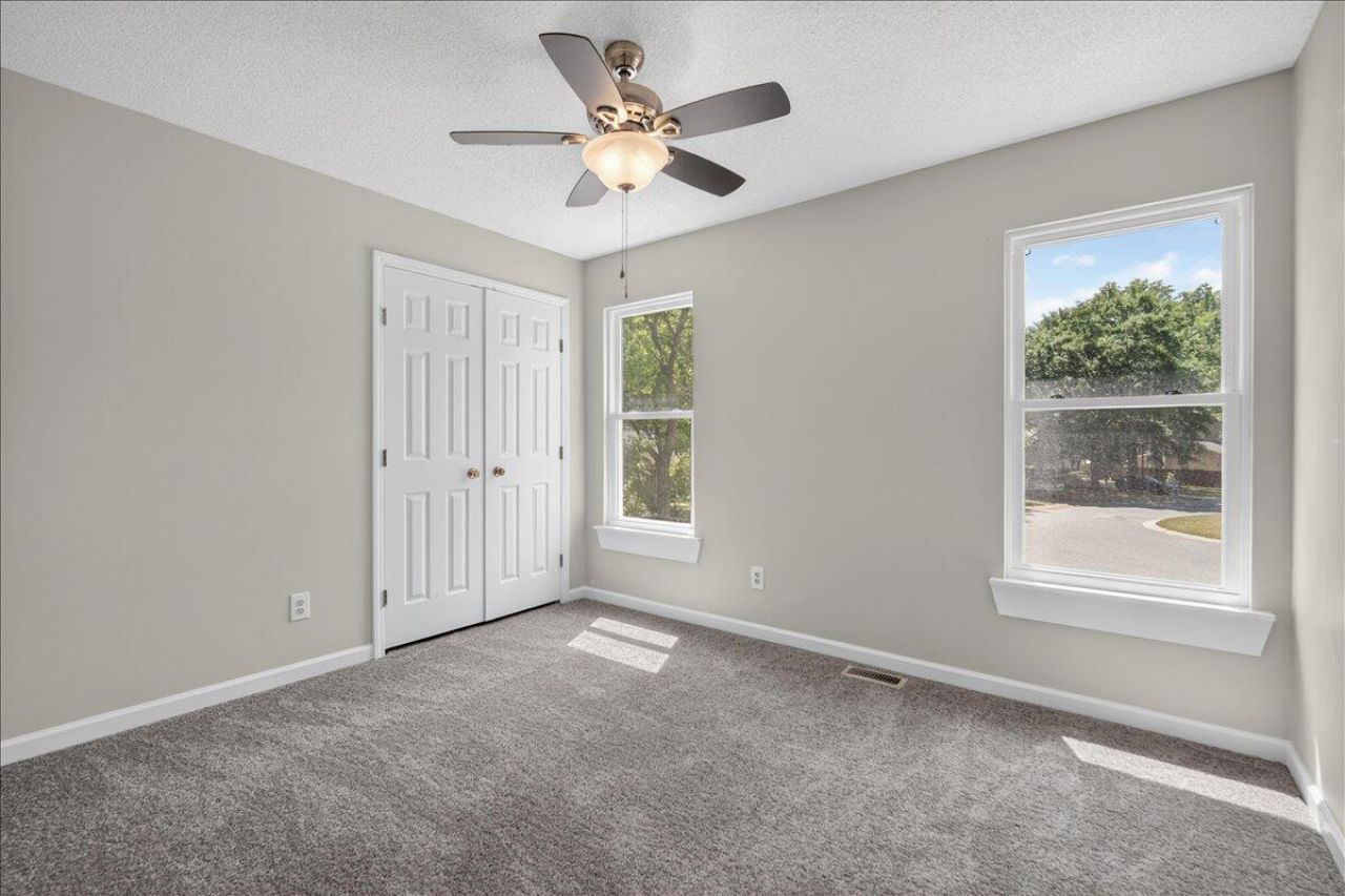 8467 Walsham Street Photo 78