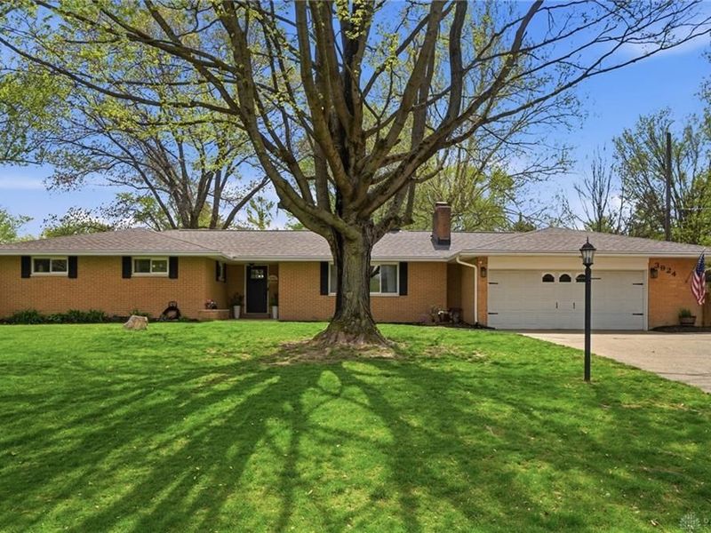 3924 Rexford Road, Beavercreek, OH 45430 Photo 1