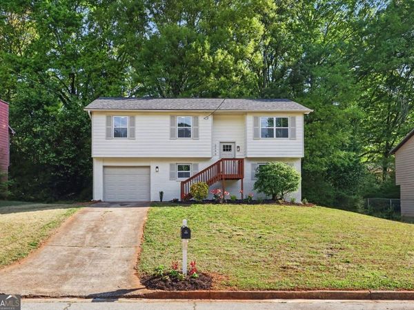 2546 Candler Woods Drive, Decatur, GA 30032