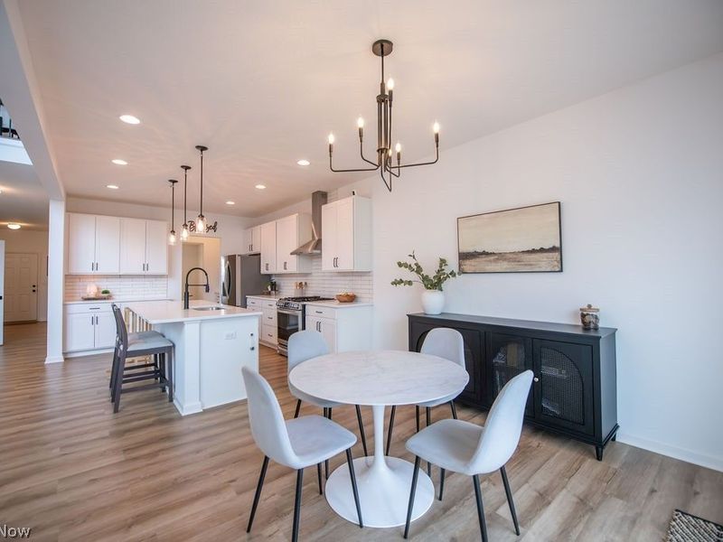 428 Oakland Hills Loop, Commercial Point, OH 43116 Photo 11