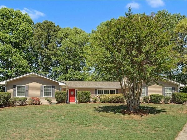 4905 Windwood Drive, Dunwoody, GA 30360