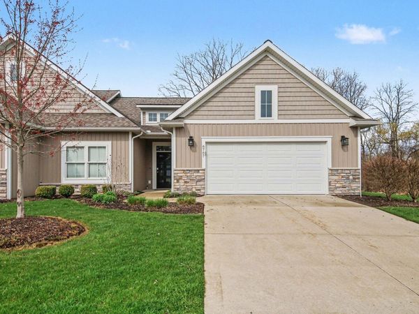 6767 Creekside View Drive SE, Grand Rapids, MI 49508