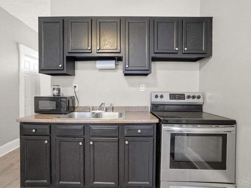 3719 Forest Court, Cheviot, OH 45211 Photo 10