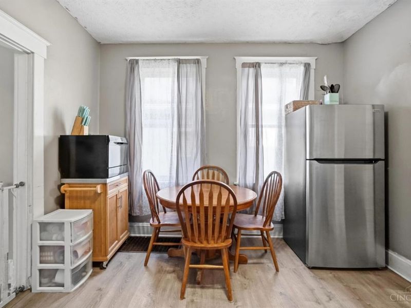 3719 Forest Court, Cheviot, OH 45211 Photo 12