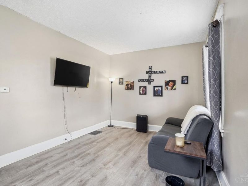 3719 Forest Court, Cheviot, OH 45211 Photo 6