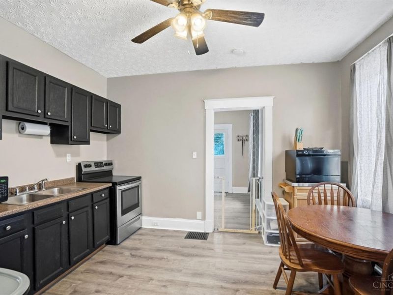 3719 Forest Court, Cheviot, OH 45211 Photo 9