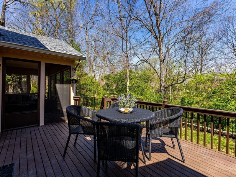 10720 Weatherstone Court, Loveland, OH 45140 Photo 16