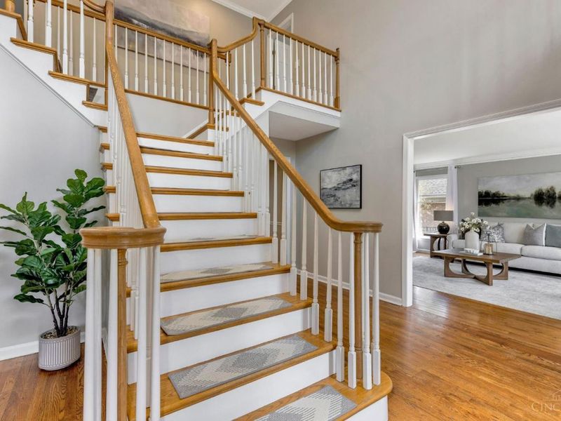 10720 Weatherstone Court, Loveland, OH 45140 Photo 3