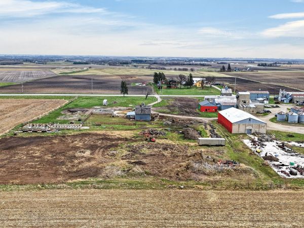 26107 530th Avenue , Ames, IA 50010