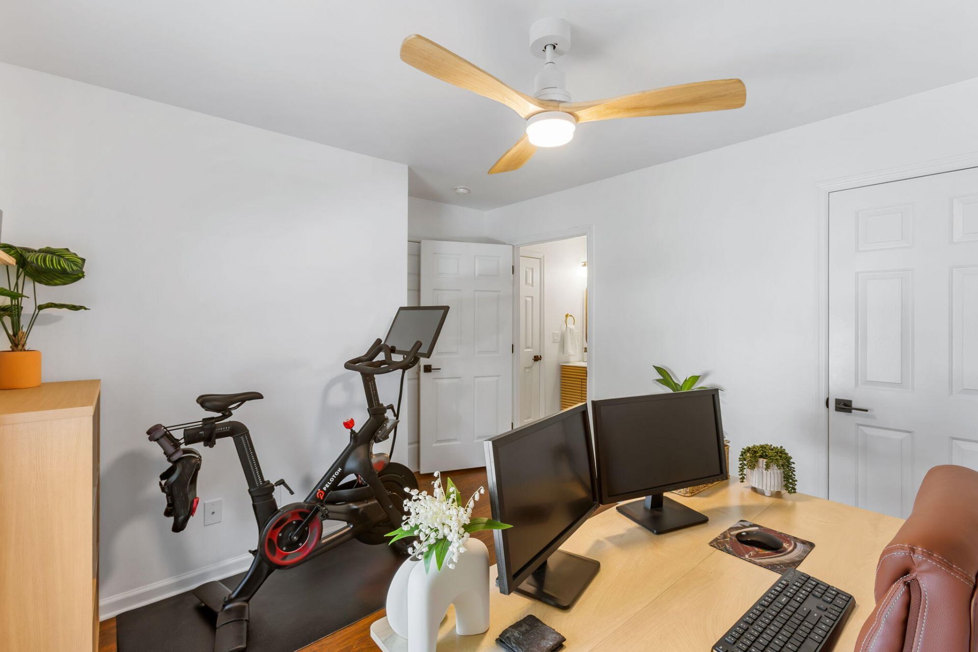 1323 Pinnacle Lane Photo 17